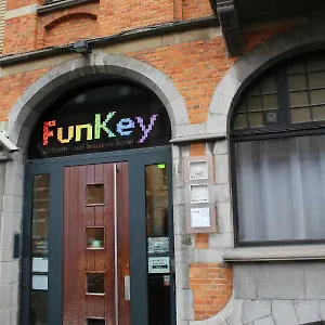 Funkey 2*, Schaerbeek Bélgica