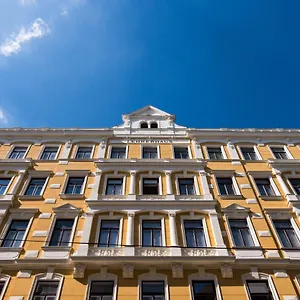 2* Hotel Lehrerhaus